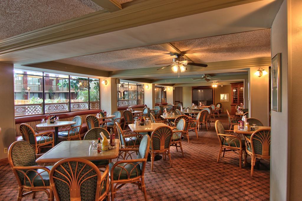 Clarion Inn Conference Center Modesto Exteriör bild