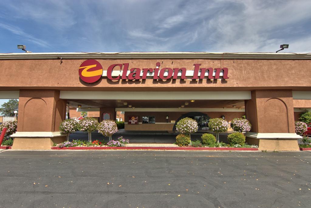 Clarion Inn Conference Center Modesto Exteriör bild
